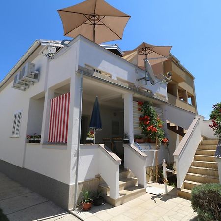 Apartments With A Parking Space Nin, Zadar - 11402 Екстериор снимка