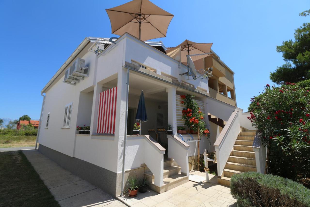 Apartments With A Parking Space Nin, Zadar - 11402 Екстериор снимка